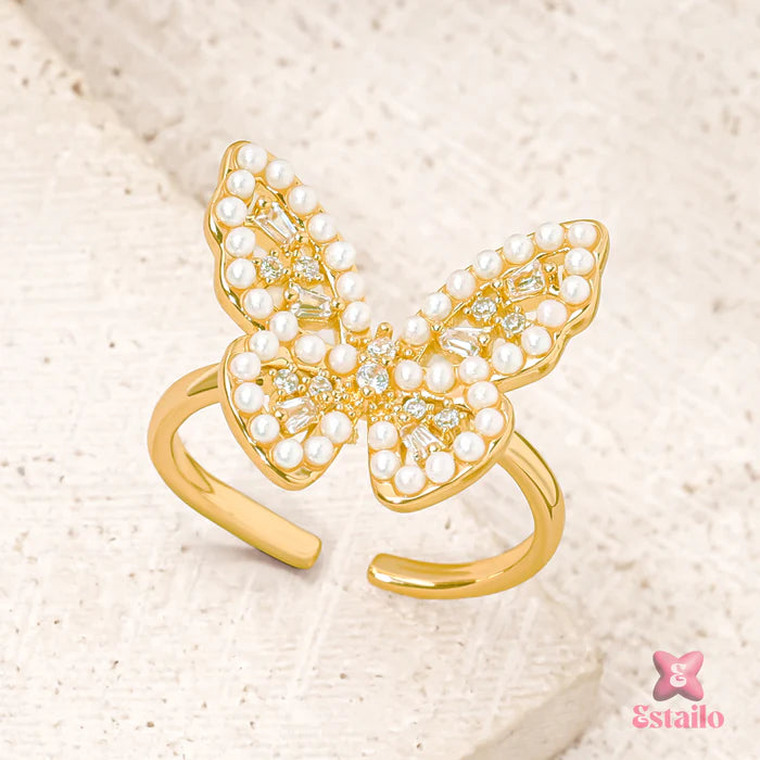 Gilded Wings Pearl Ring