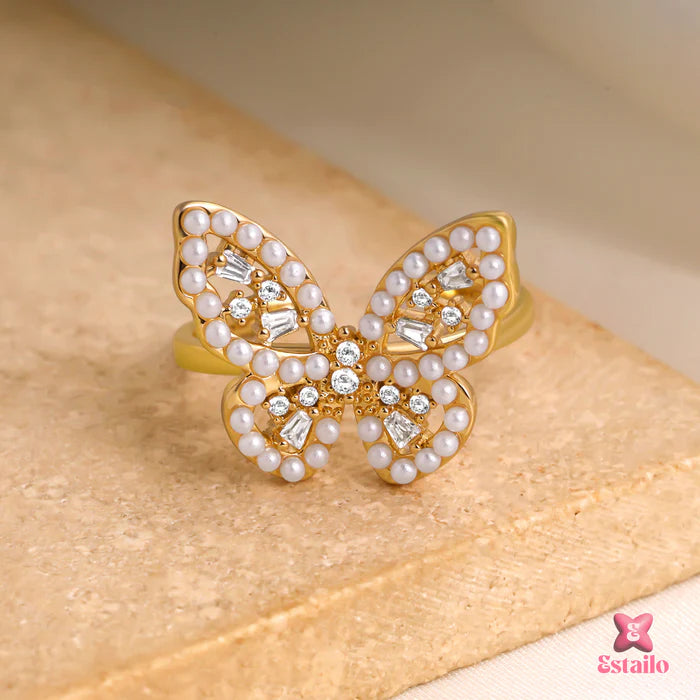 Gilded Wings Pearl Ring