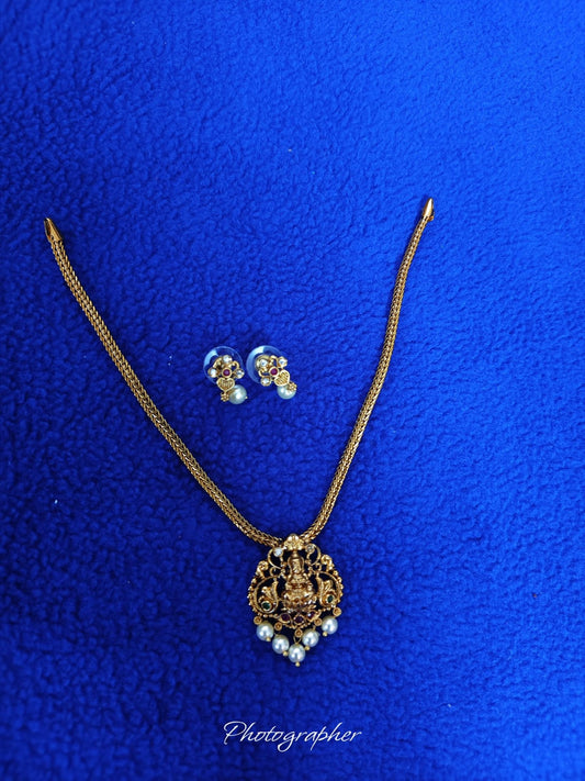 Lakshmi Round Pendant Necklace Set - Antique Gold with Pearl Drop