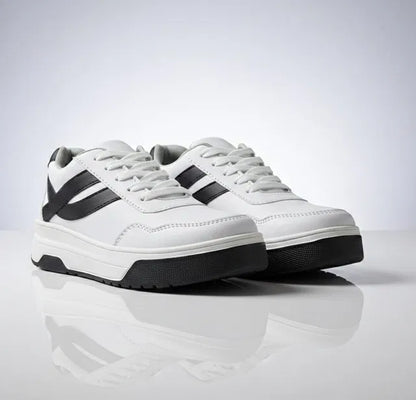 Casual shoes.